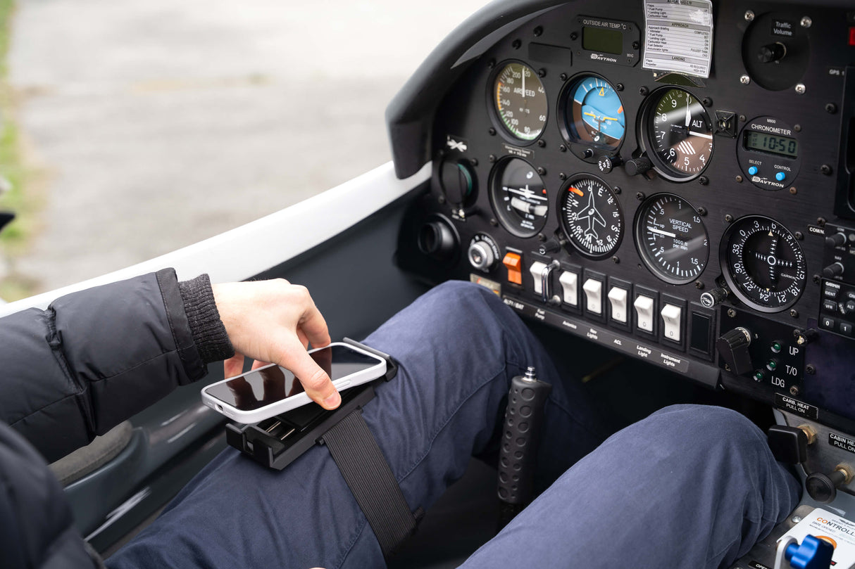 Cumoli Piloten-Kniebrett Universal für Smartphone