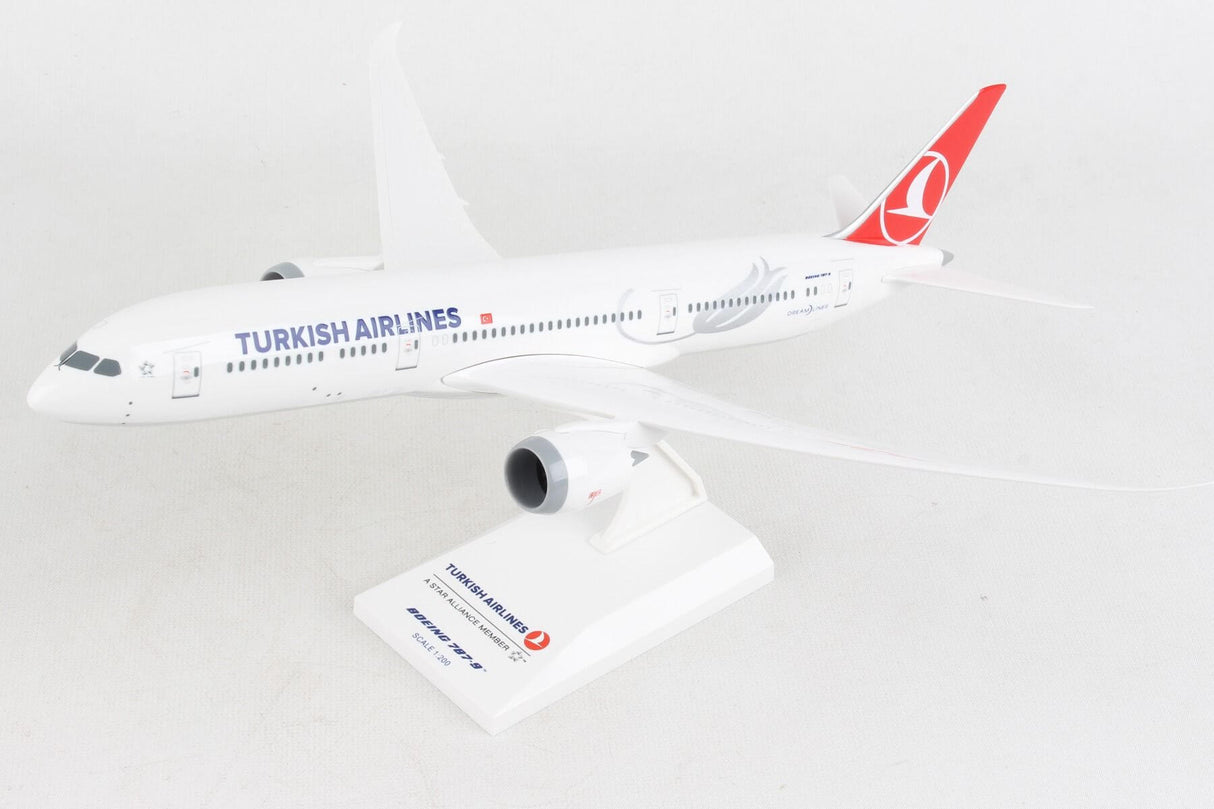 SkyMarks Turkish Airlines Boeing 787-9 1:200