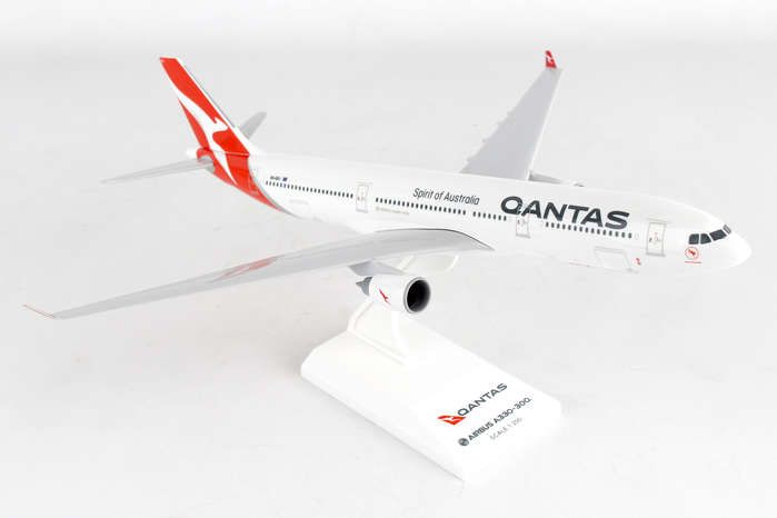SkyMarks Flugzeugmodell Qantas - Airbus A330-300 (1:200)