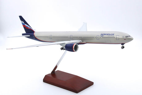 Limox Aeroflot Boeing 777-300ER 1:200