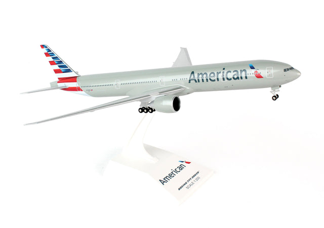 SkyMarks - American Airlines Boeing 777-300  Maßstab 1:200 w/gear