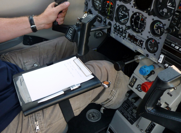 Design4Pilots - Pilotenkniebrett iPilot Tablet für Tablets (9"-11")