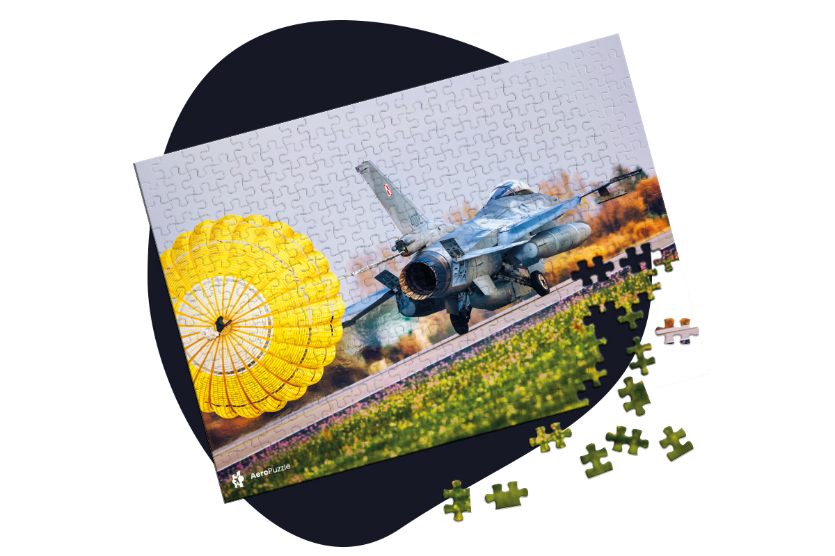 AeroPuzzle plane puzzle - F-16 - Hawk