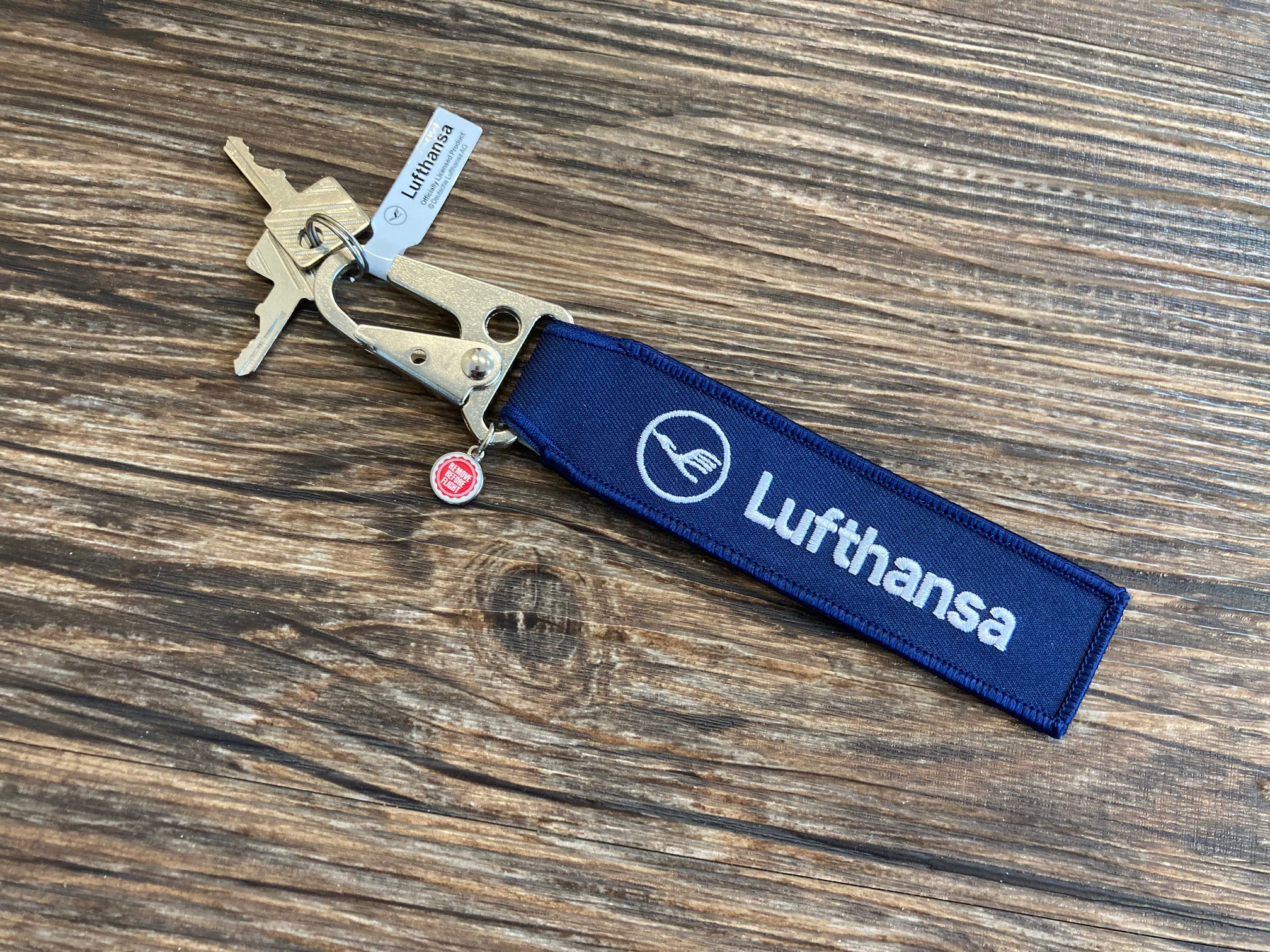 RBF Schlüsselanhänger Lufthansa Remove Before Flight mit Flugzeug-Karabiner